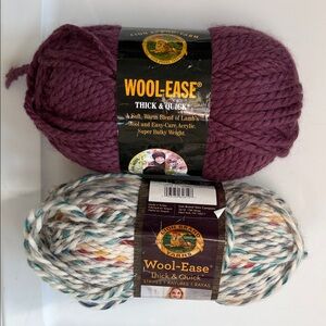 Lion brand Wool-Ease
Size1-6oz,1-5oz
Color:1-plum, 1-Hudson bay